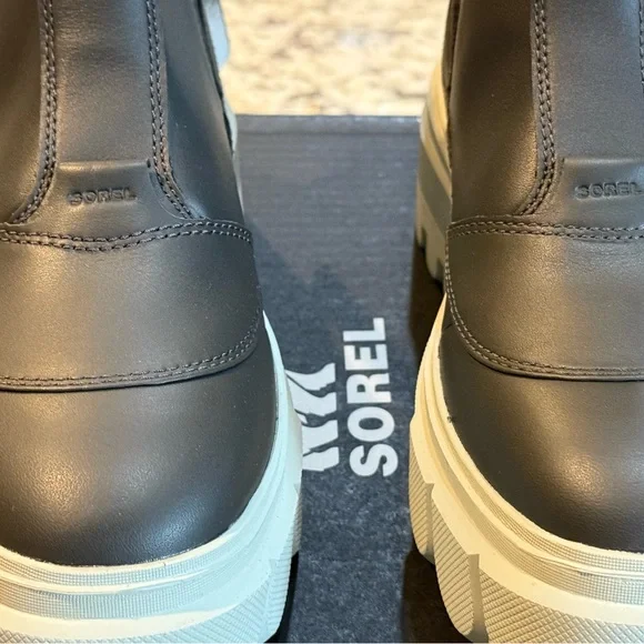 NEW Sorel Caribou Waterproof Leather WOMEN'S Platform CHELSEA BOOT In Jet/Pixel - Picture 5 of 15